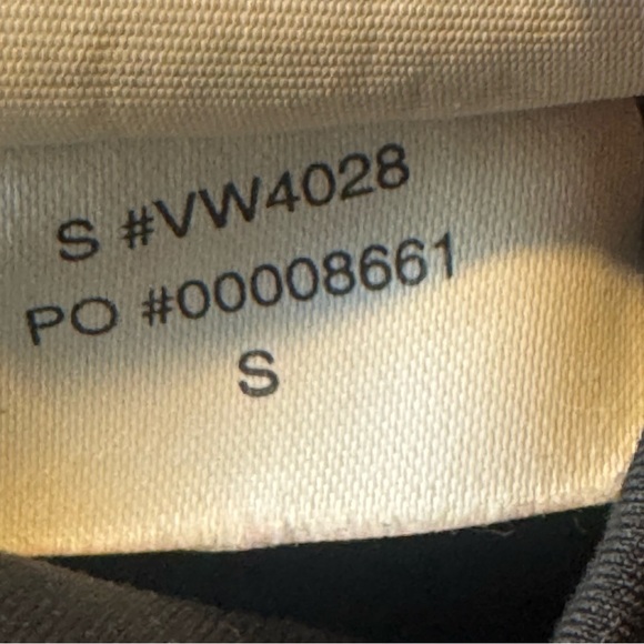 VUORI Chilled Out Performance Leggings Color: Black  Size Small VW4028 - Picture 13 of 13